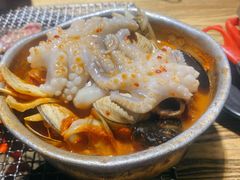 -鑫釜山海鲜烧烤(鑫丰国际店)