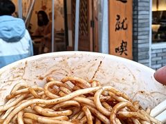 -球场热干面老店