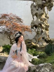 -一揽芳华汉服旗袍体验馆(拙政园店)