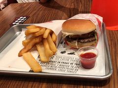 宽薯条-FATBURGER 特富客汉堡(外交公寓店)