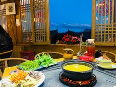 -有一锅·野生菌黑山羊腊排骨火锅(古城北门店)