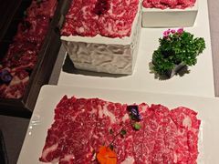 -左庭右院鲜牛肉火锅黑金店(陆家嘴中心店)