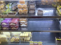面包甜点陈列柜-幸福蛋糕坊(金顶街店)