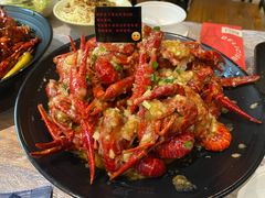 -巴厘龙虾·榜首油焖大虾(音乐学院·沿江酒馆店)