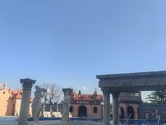 -泉城欧乐堡戏水湾艺术养生温泉