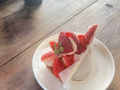 草莓芝士蛋糕-六阅·福十 FORTEN 海景咖啡西餐厅(双廊古镇店)