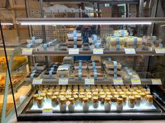 面包甜点陈列柜-老大昌(淮海中路店)