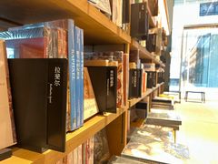 -茑屋书店(天目里店)