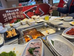 -海底捞火锅(新松江路店)
