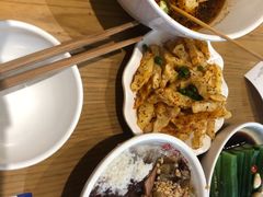 -蓉李记成都名小吃(武汉菱角湖万达店)