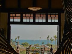 -亚龙湾喜来登·美景台大堂吧