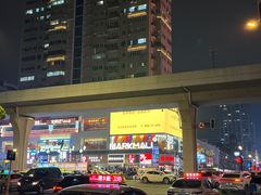 -万松园美食街