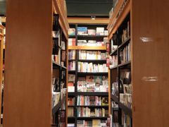 -西西弗书店&矢量咖啡(凯德晶萃广场店)