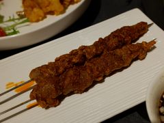 烤羊腿，羊肉串-鼓楼东街老火锅(鼓楼店)