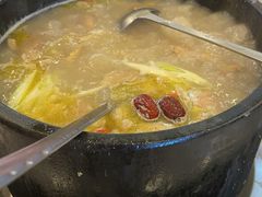 -鲁朗纳麦石锅鸡庄园