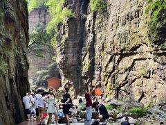 -龙潭大峡谷