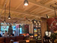 -玛格萝妮比萨屋(陆家浜路店)