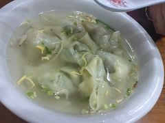 荠菜鲜肉大馄饨-上海特色小笼店(铁岭路90弄小区店)