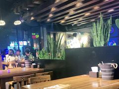 大堂-汉森熊啤酒屋(雨耕山店)