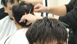 -乾健·烫染·接发SALON