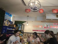 -顶峰夜宴·龙虾烧烤大排档(九江学院店)