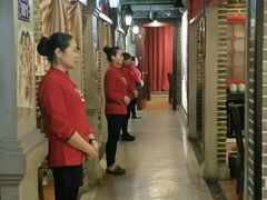-东口码头·烧鸽子·鱼头泡饼·地方菜(金鹰悦城店)