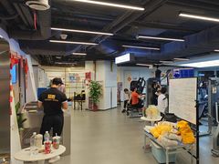 -超鹿运动(达信大厦店)