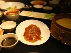 嘉府果木片皮鸭-上海苏宁宝丽嘉酒店·嘉府壹号中餐厅