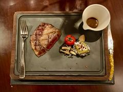 -恰餐厅及酒吧 CHAR Bar & Grill (北京丽都皇冠假日店)