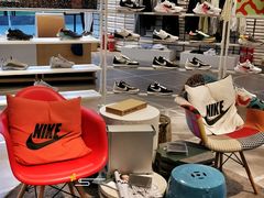 -NIKE KICKS LOUNGE体验店(北京新中关店)