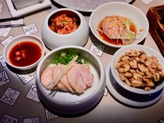 -穹六人间 people 6(岳阳路店)