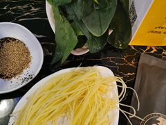 涮冷面-火枪手串吧·鹤岗小串涮肚(亦庄店)