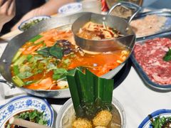 -王奋斗贵州酸汤牛肉火锅