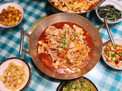 -昱龙大盆牛蛙馆(三兴街总店)