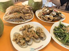 -班赞海鲜市场胖阿姨加工点