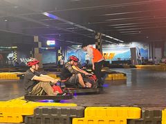 -极限PLAY运动娱乐新世界·团建派对表演休闲馆·室内高空游乐园