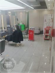 -变画·发型STUDIO