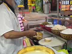 -清真老马家国华牛奶鸡蛋醪糟(正宁路店)