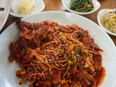 -亲昵春川鸡排(韩国美食街店)