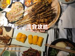 -寂寞的豆芽 烧烤酒场(丽景店)