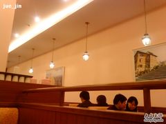 卡座-萨莉亚意式餐厅(河东万达店)