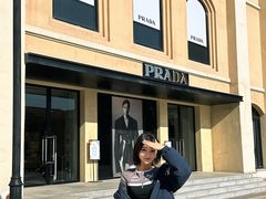 -王府井奥莱棋盘山小镇