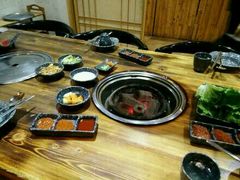 -木槿花开烤肉店(盐河南路店)