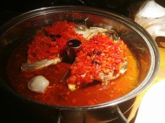 汗蒸剁椒水库鱼头-洞庭土菜小炒馆(易发广场店)