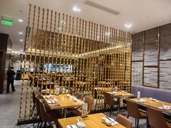 -乐忻皇朝(上海中心大厦店)