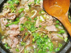 -谢老五跷脚牛肉·非遗传承店
