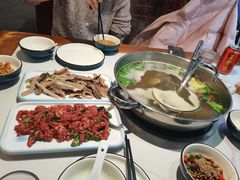 -乡土黄·鲜牛肉火锅·小龙虾(兴业街店)