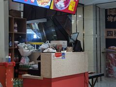 -鸡遇虾煲干锅火锅(小寨金莎店)