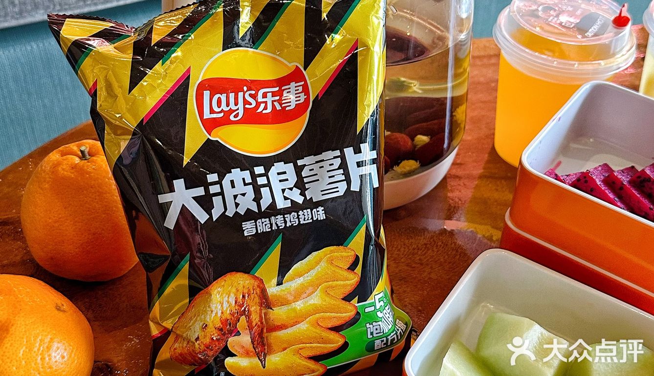 办公室的茶话会，有美团闪购，更惊喜～  