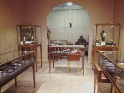 -御美西洋古董珠宝(亮马国际珠宝古玩城店)